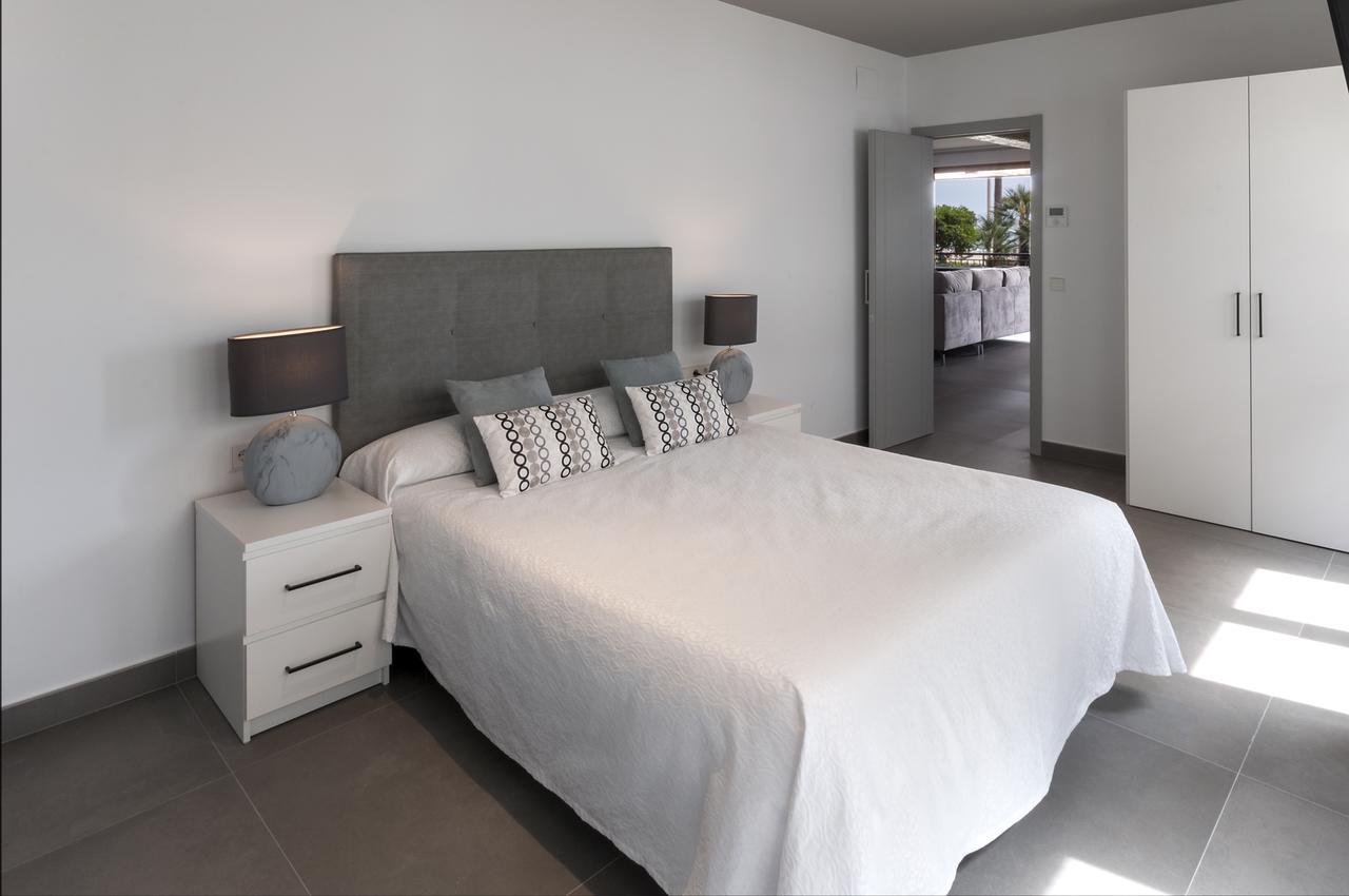 Appartement Ag Casa Del Mar Premium à Gandie Extérieur photo